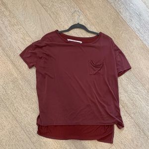 URAN OUTFITTERS MAROON T-SHIRT
